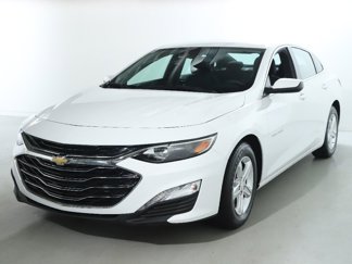 Used 2024 Chevrolet Malibu LT image 1