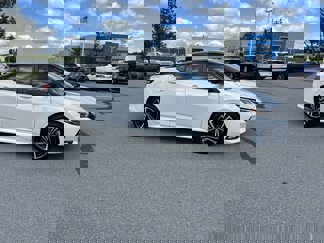 Used 2022 Nissan Sentra SR w/ SR Premium Package image 1
