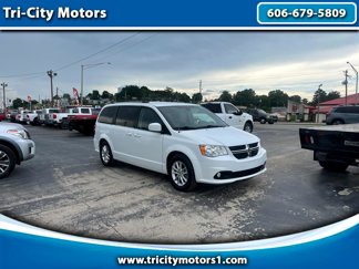 Used 2020 Dodge Grand Caravan SXT image 1