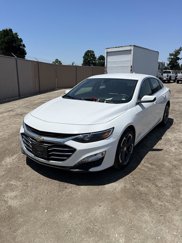 Used 2022 Chevrolet Malibu LT image 1