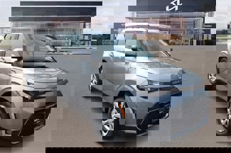 New 2025 Kia Soul LX image 1