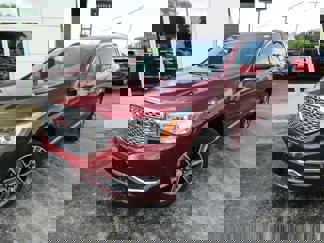Used 2017 GMC Acadia Denali image 1