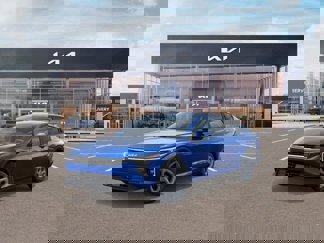 New 2025 Kia K4 LXS image 1