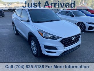 Used 2020 Hyundai Tucson SE image 1