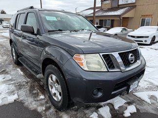 Used 2011 Nissan Pathfinder S image 1