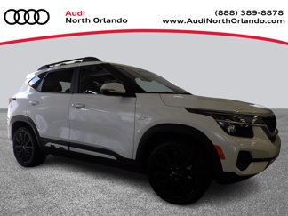 Used 2022 Kia Seltos Nightfall Edition image 1