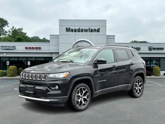 New 2025 Jeep Compass Limited image 1