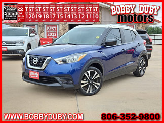 Used 2019 Nissan Kicks SV image 1