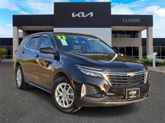 Used 2022 Chevrolet Equinox LT image 1