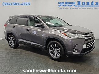 Used 2017 Toyota Highlander XLE image 1