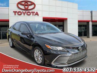 Used 2023 Toyota Camry LE image 1