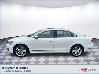 Used 2014 Volkswagen Passat TDI SEL Premium image 1