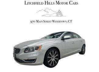 Used 2016 Volvo S60 T5 Inscription Platinum image 1