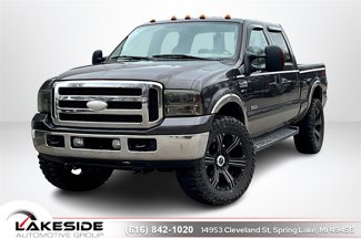 Used 2006 Ford F350 Lariat image 1
