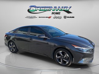 Used 2023 Hyundai Elantra Limited image 1