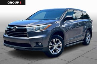 Used 2015 Toyota Highlander LE image 1