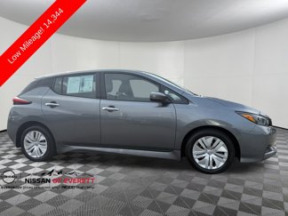 Used 2023 Nissan Leaf S image 1