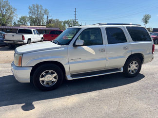 Used 2004 Cadillac Escalade AWD image 1