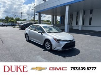 Used 2021 Toyota Corolla LE image 1