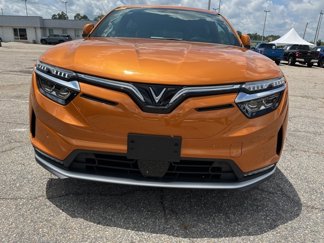 Used 2023 VinFast VF 8 Plus image 1