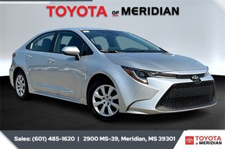 Used 2022 Toyota Corolla LE image 1