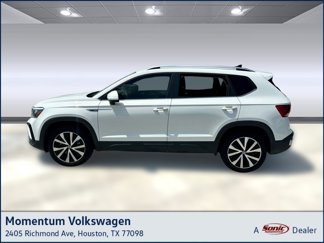 Used 2022 Volkswagen Taos SE image 1