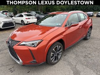 Used 2022 Lexus UX 250h w/ Premium Package image 1