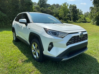 Used 2020 Toyota RAV4 Limited image 1