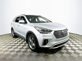 Used 2018 Hyundai Santa Fe SE image 1