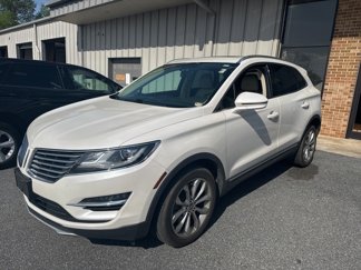 Used 2017 Lincoln MKC Select w/ Select Plus Package image 1