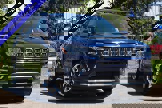Used 2020 Jeep Compass Limited image 1