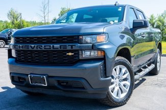 Used 2020 Chevrolet Silverado 1500 Custom w/ Custom Value Package image 1
