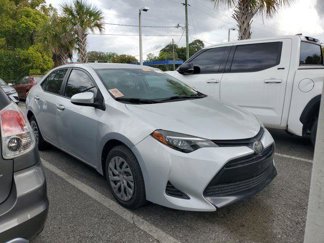 Used 2019 Toyota Corolla LE image 1