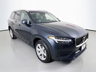 Used 2021 Volvo XC90 T6 Momentum image 1