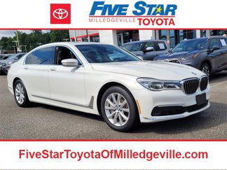 Used 2019 BMW 750i xDrive w/ Cold Weather Package image 1