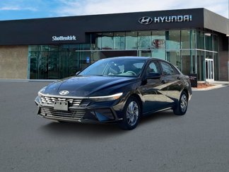 New 2024 Hyundai Elantra Blue image 1