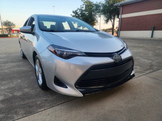 Used 2017 Toyota Corolla LE image 1