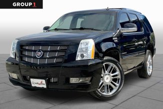 Used 2013 Cadillac Escalade Premium image 1