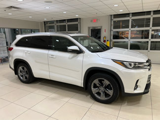 Used 2018 Toyota Highlander Limited Platinum image 1