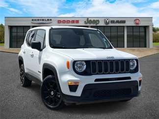 Used 2023 Jeep Renegade Latitude image 1
