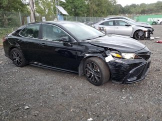 Used 2023 Toyota Camry SE image 1