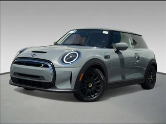Used 2023 MINI Cooper SE image 1