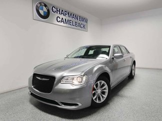 Used 2015 Chrysler 300 Limited image 1