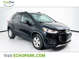 Used 2020 Chevrolet Trax LT w/ LT Convenience Package image 1