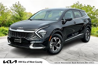 Certified 2023 Kia Sportage LX image 1