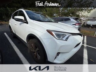 Used 2018 Toyota RAV4 XLE image 1