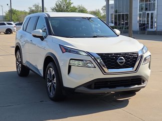 Used 2023 Nissan Rogue SV image 1