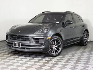 Certified 2022 Porsche Macan S image 1