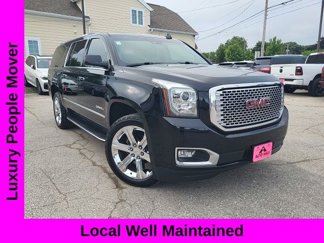 Used 2017 GMC Yukon XL Denali image 1