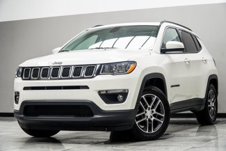 Used 2019 Jeep Compass Latitude image 1